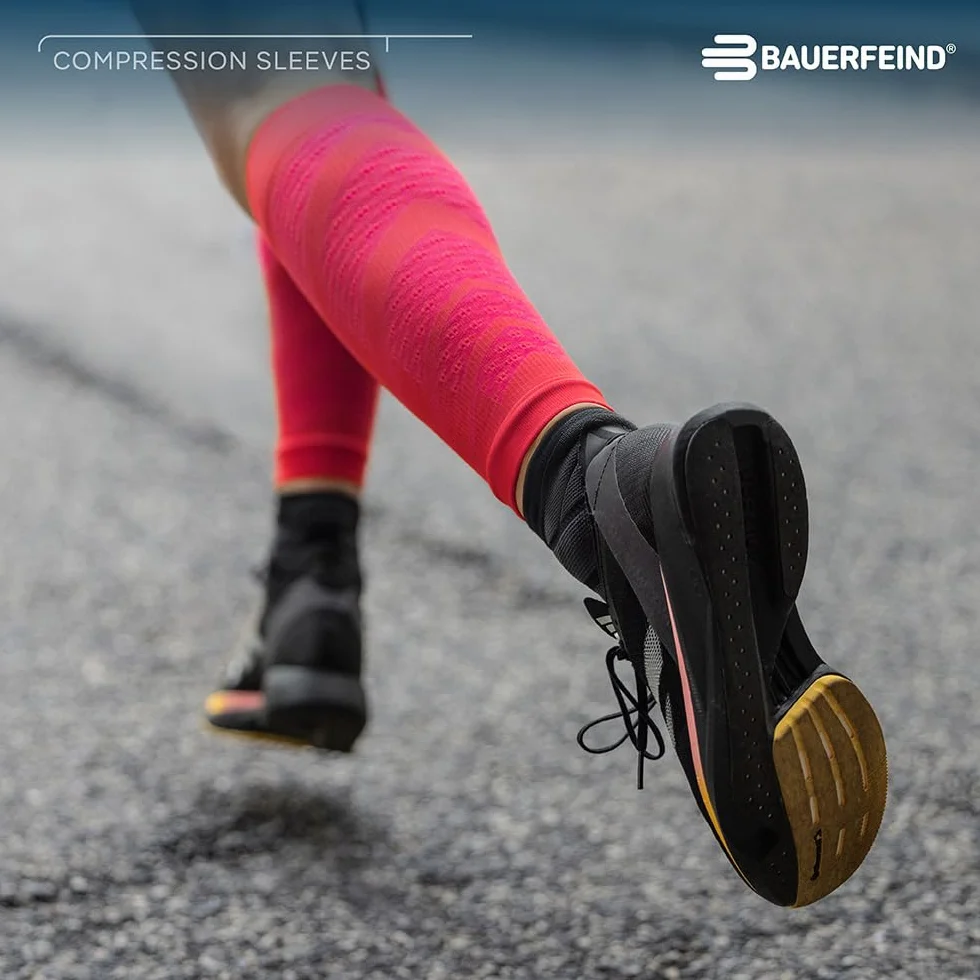 BAUERFEIND Waden Sleeves "Run Performance Compression Sleeve", 1 para bandaży na łydki z kompresją i kropkami 3D, ocieplacze na nogi