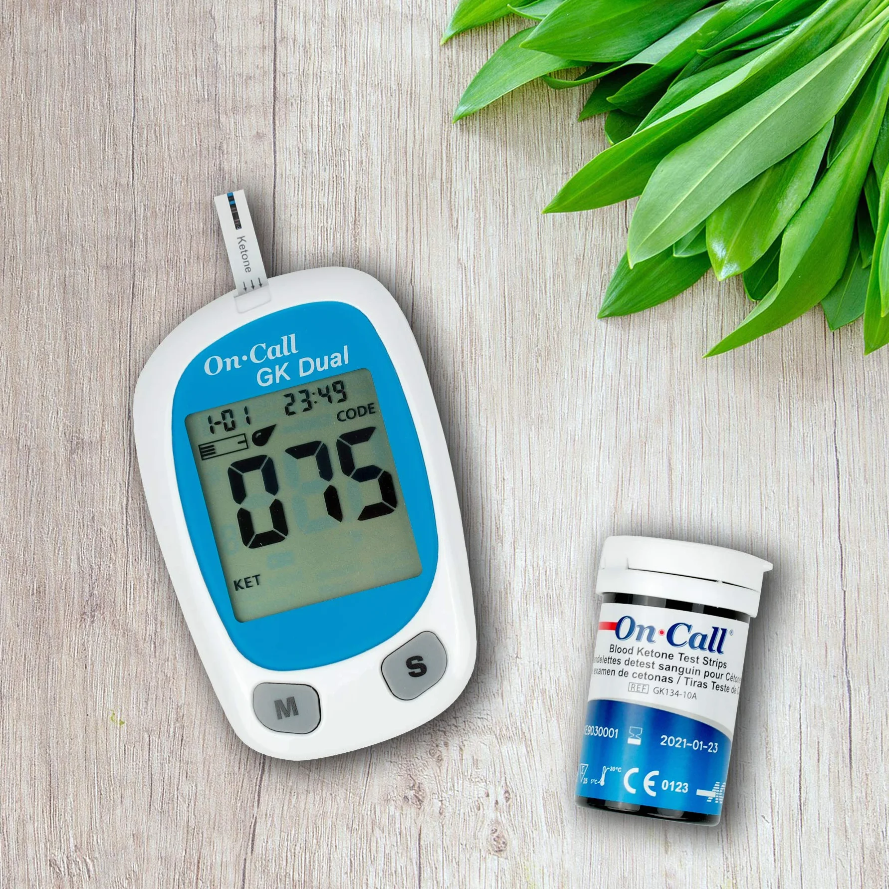 GK Dual Ketone Pack – 1 x GK podwójny miernik (mmol/l) i 1 x paski testowe ketonowe (25 sztuk) w zestawie do pomiaru ketonu; paski testowe glukozy, lancety itp. NIE wchodzą w